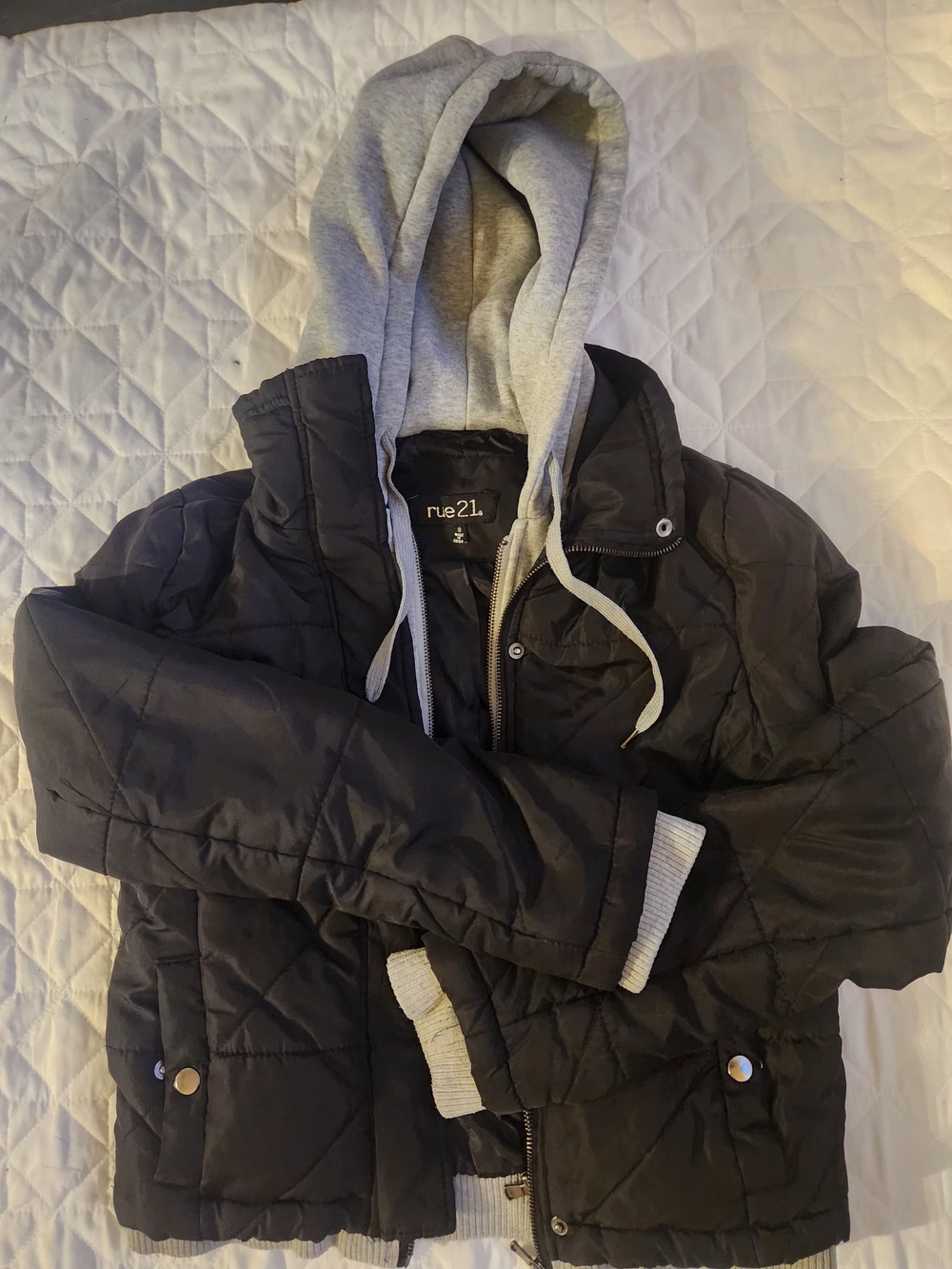Rue21 Black Quilted Puffer Jacket with Gray Hood
